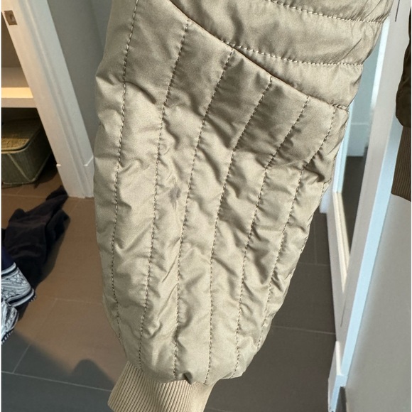 COPY - Lululemon non stop reversible bomber jacket - Picture 11 of 12